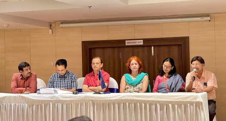 Prayagraj News : डॉक्टर अर्चना सुसाइड केस में AMA ने पुलिस को बताया जिम्मेदार, कही यह बात