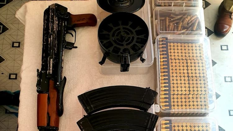 UP News: शामली पुलिस ने एके-47 के साथ एक बदमाश को पकड़ा, मुख्तार अंसारी का है करीबी