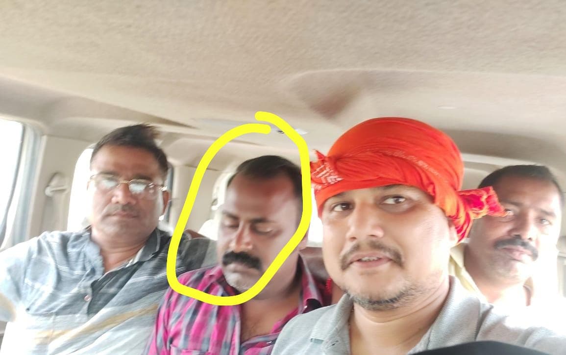 बिहार के बगहा में मुखिया को निगरानी की टीम ने घूस लेते रंगे हाथों दबोचा, आवास के लिए रिश्वतखोरी का मामला