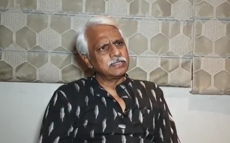 हनुमान चालीसा को लेकर उठे विवाद पर बोले पुष्पेंद्र कुलश्रेष्ठ, एक पागलपन कर रहा है तो आप क्यों करेंगे?