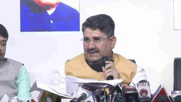 Gyanvapi Mosque controversy पर बोले
बिहार सरकार के मंत्री रामसूरत राय,भगवान को टोपी पहनाकर हड़प लिए मंदिर