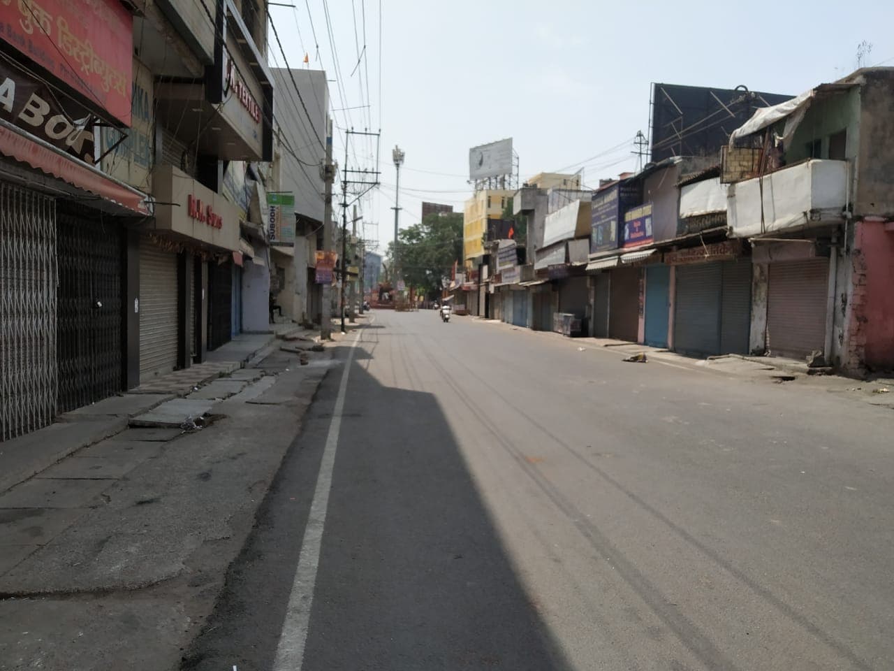 Ranchi News: मेन रोड सहित शहर शांत, चप्पे-चप्पे पर पुलिस मौजूद