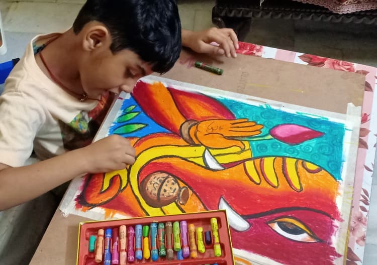 Jharkhand: छह साल के विवान ने बनायी 129 पेंटिंग्स, इंडिया बुक ऑफ रिकार्ड्स में नाम दर्ज