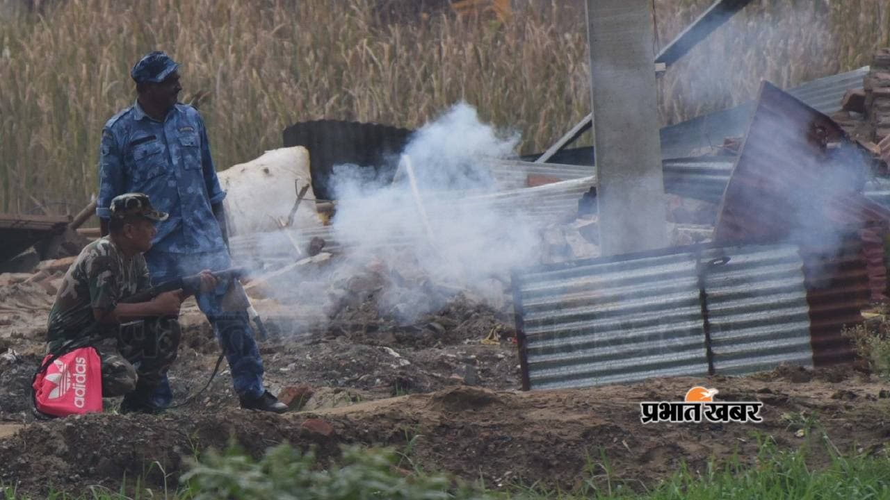 Patna rajiv nagar news: 20 फोटो में देखें राजीव नगर में पुलिस की कार्रवाई और स्थानीय लोगों का विरोध