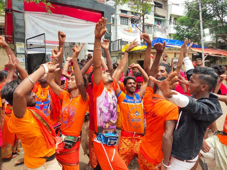 Shravani Mela 2022 LIVE: सावन की दूसरी सोमवारी आज, सुलतानगंज से देवघर पहुंचे लाखों भक्त, देखें तस्वीरें