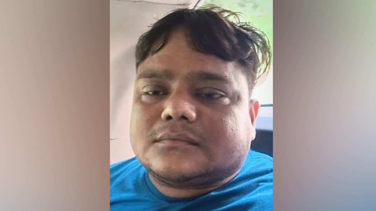 पुलिस हिरासत से फरार आरोपी चढ़ा पुलिस के हत्थे, राजमिस्त्री की आड़ में लूट की वारदात को देता था अंजाम