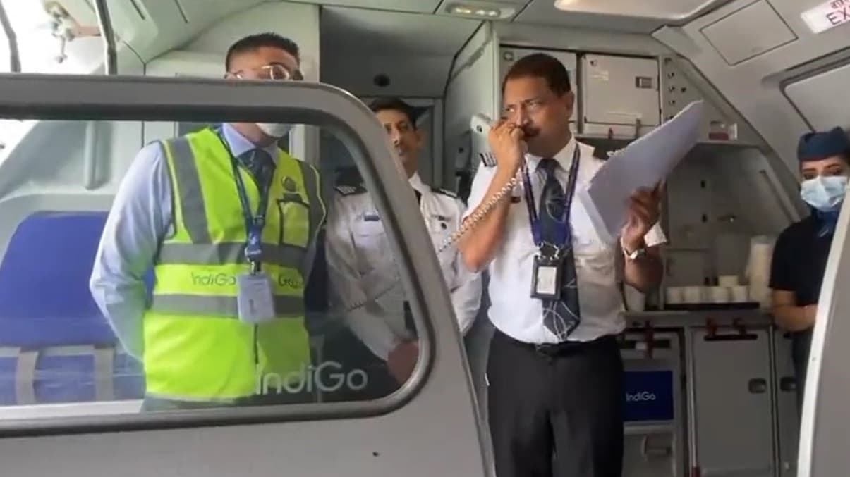 जानिए राजीव प्रताप रूडी कौन हैं, जिन्होंने देवघर एयरपोर्ट पर पहली कॉमर्शियल फ्लाइट लैंड करायी