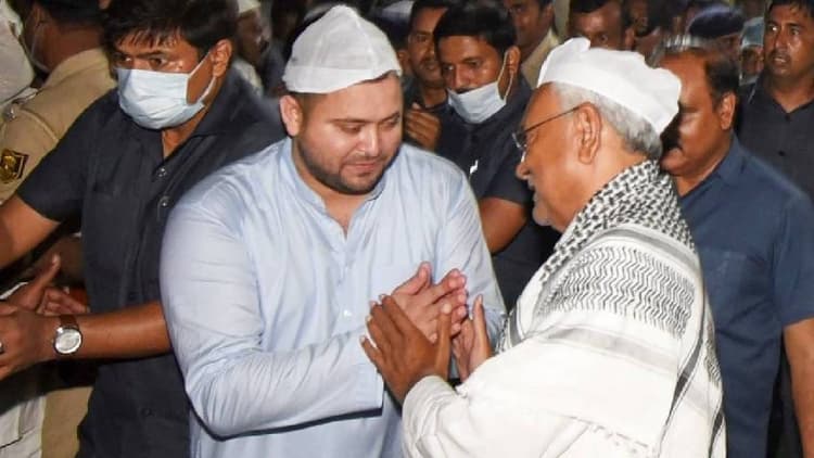 Bihar Political Crisis: ईद मिलन में तेजस्वी से गले मिले, मुहर्रम के दिन बीजेपी को दिया ग़म