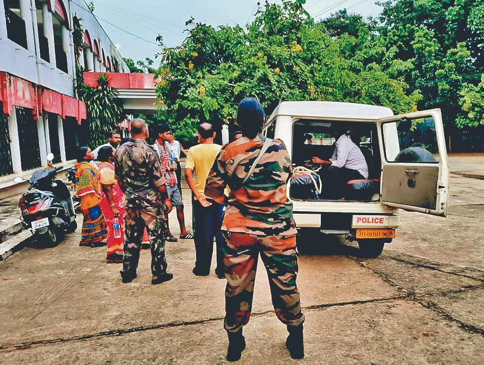 Bokaro Crime News: बोकारो सिटी पुलिस ने चोरी के शक में चार दिनों तक लॉकअप में रख किया टॉर्चर, भेजा जेल