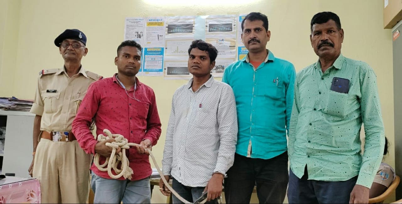 झारखंड व दिल्ली में मानव तस्करी का वांटेड रोहित खेरवार रांची रेलवे स्टेशन से गिरफ्तार