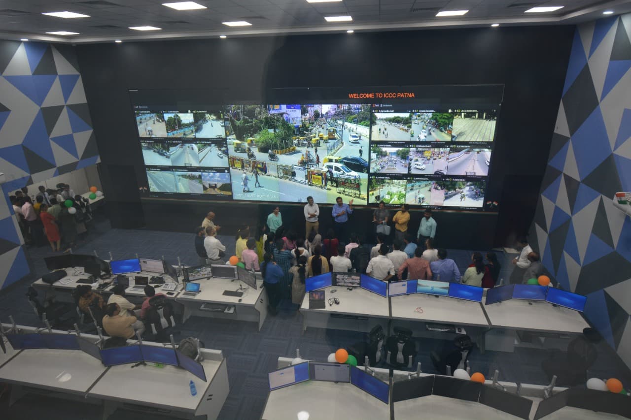 पटना की सड़कों पर निकलने से पहले पढ़ लें ये खबर, जानें कितना बदल रहा है आपका शहर