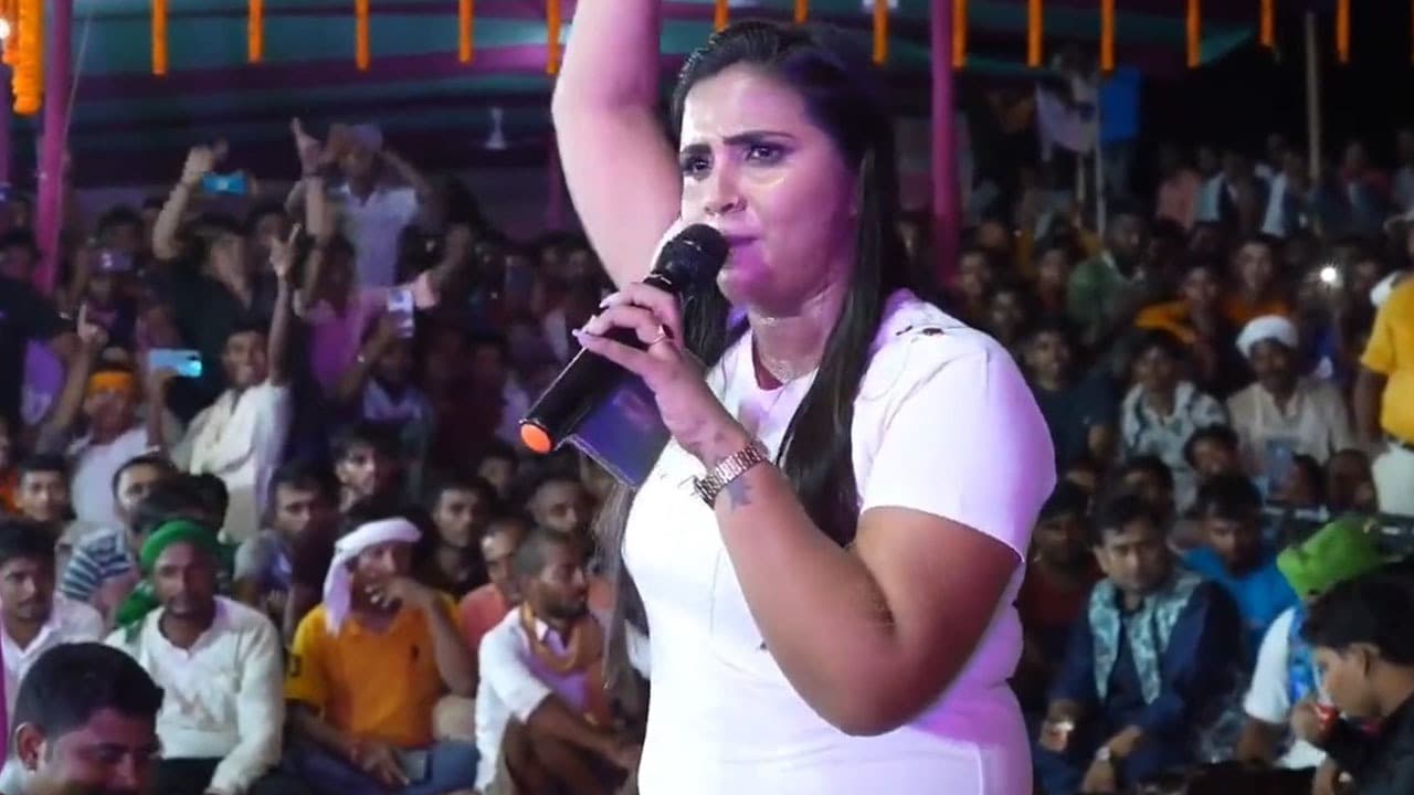 Video: चाचा भतीजा के जम गईल जोड़ी..तेजस्वी के बिना ना चली सरकार, RJD का BJP पर  गानों से प्रहार