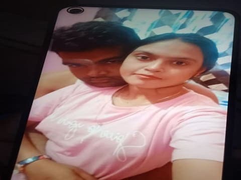 आरजेडी नेता की दूसरी लड़की के साथ वायरल हो रही तस्वीर, जानें पत्नी ने अपने पति पर क्या लगाया आरोप