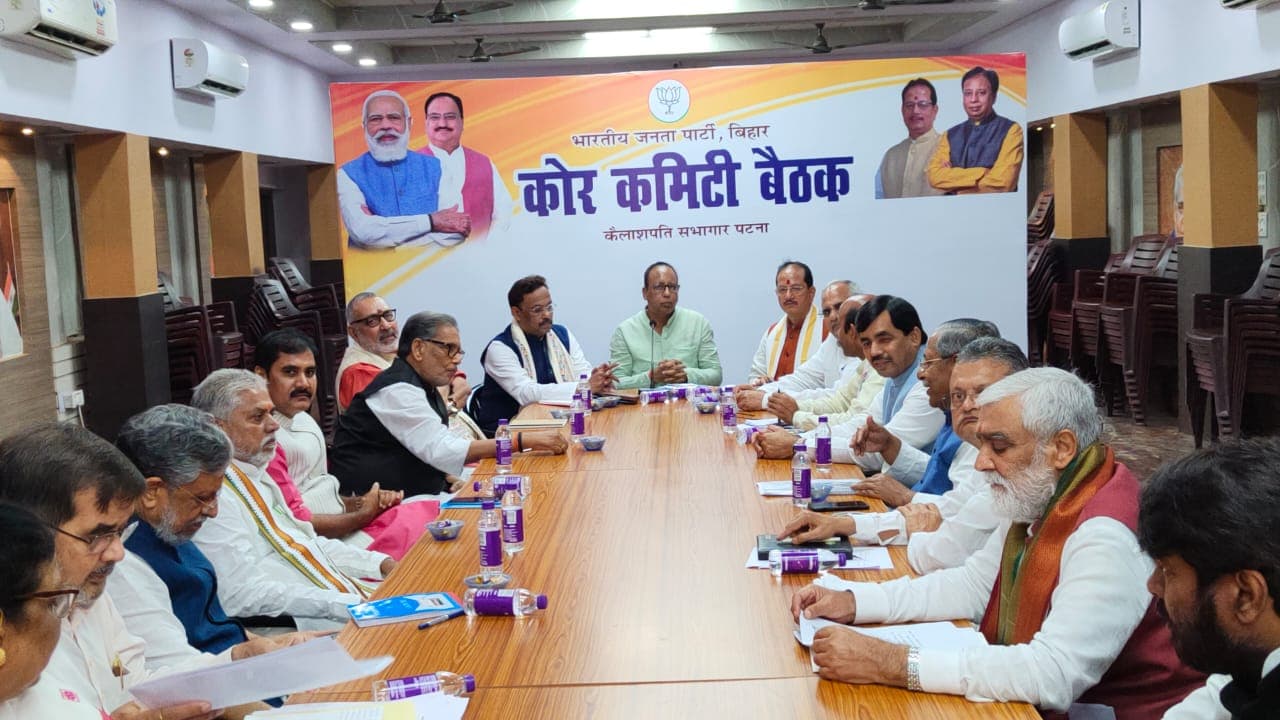 BJP कोर कमिटी की बैठक में शामिल हुए तावड़े, अमित शाह के बिहार दौरे की तैयारी पर दिए निर्देश