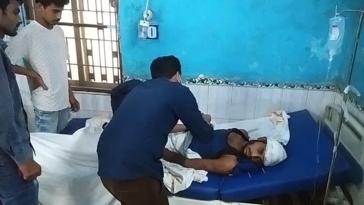 LOVE STORY: प्रेमिका से मिलने पहुंचा प्रेमी  जानें, फिर ऐसा क्या हुआ कि प्रेमी पहुंच गया अस्पताल