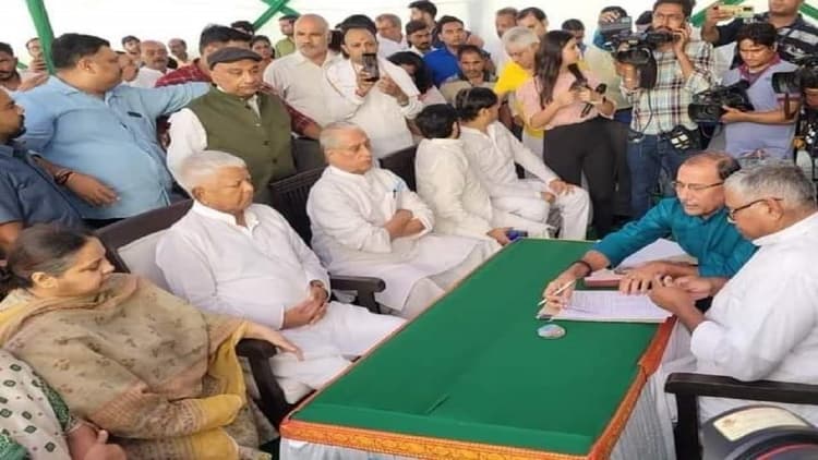Lalu Yadav 12वीं बार बने RJD के राष्ट्रीय अध्यक्ष, मीसा भारती समेत कई नेता रहे मौजूद