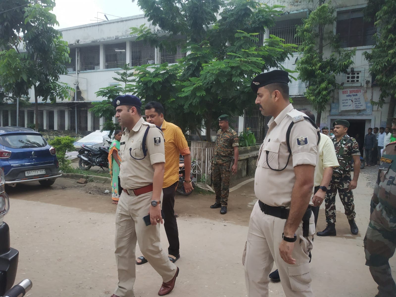 Call girl in Hospital: रंगरेलियां मनाते चार कैदी पकड़े गए, सुरक्षाकर्मी समेत 5 गिरफ्तार