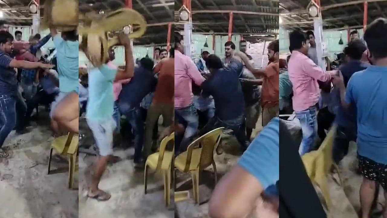 Viral Video : दरभंगा में दिवाली के समय बिजली कनेक्शन काटने पहुंचे थे इंजीनियर, उपभोक्ताओं ने कर दी पिटाई