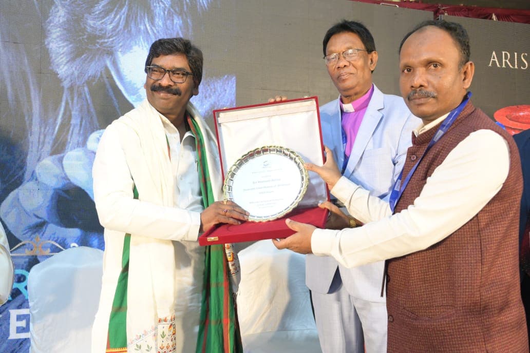 सीएम हेमंत सोरेन आईपीएचसी की 100वीं वर्षगांठ में हुए शामिल, कहा - मिलजुल कर झारखंड को विकसित राज्य बनाएं