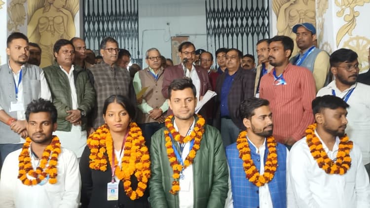 पटना विश्वविद्यालय के आनंद मोहन बने अध्यक्ष, JDU का 5 में से 4 पद पर कब्जा, RJD को झटका