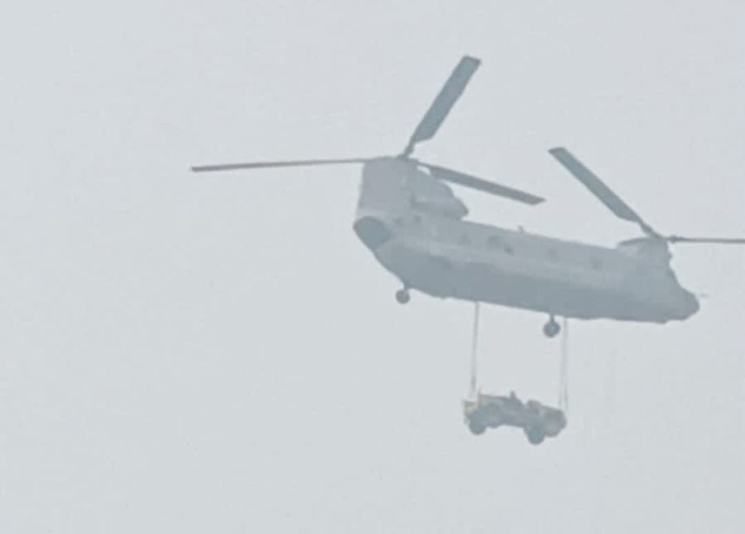 Agra: दुनिया में आपदा से निपटने में भारत बनेगा गुरु, सुखोई और चिनूक लड़ाकू विमान ने आसमान में भरी उड़ान