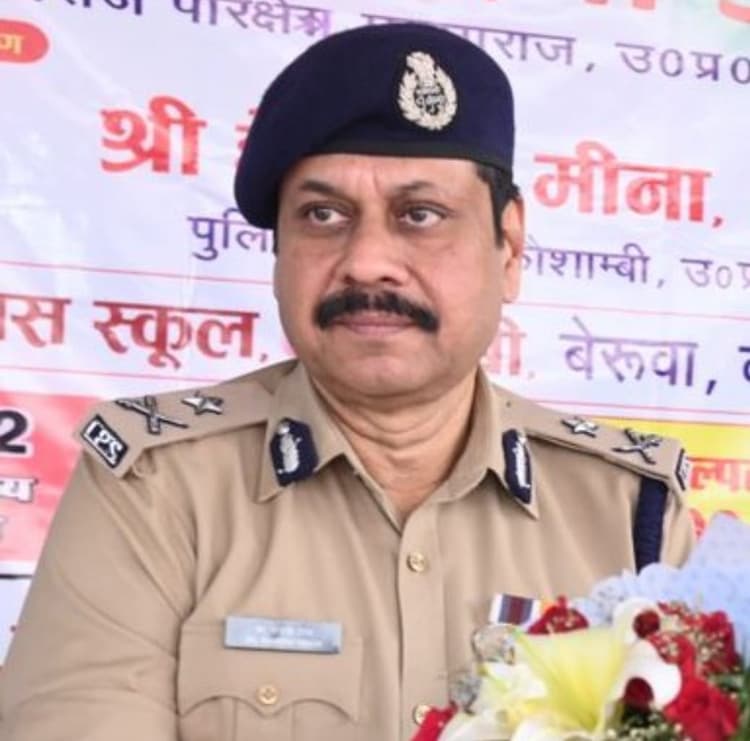 बरेली के नए IG रेंज ने माफिया अतीक अहमद की अवैध सल्तनत को किया था ध्वस्त, जानिए कौन हैं IPS डॉ राकेश सिंह