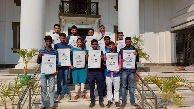 ABVP ने पटना विश्वविद्यालय परिसर में भारत को G20 का अध्यक्षता मिलने पर किया पोस्टर विमोचन, कहा ये..