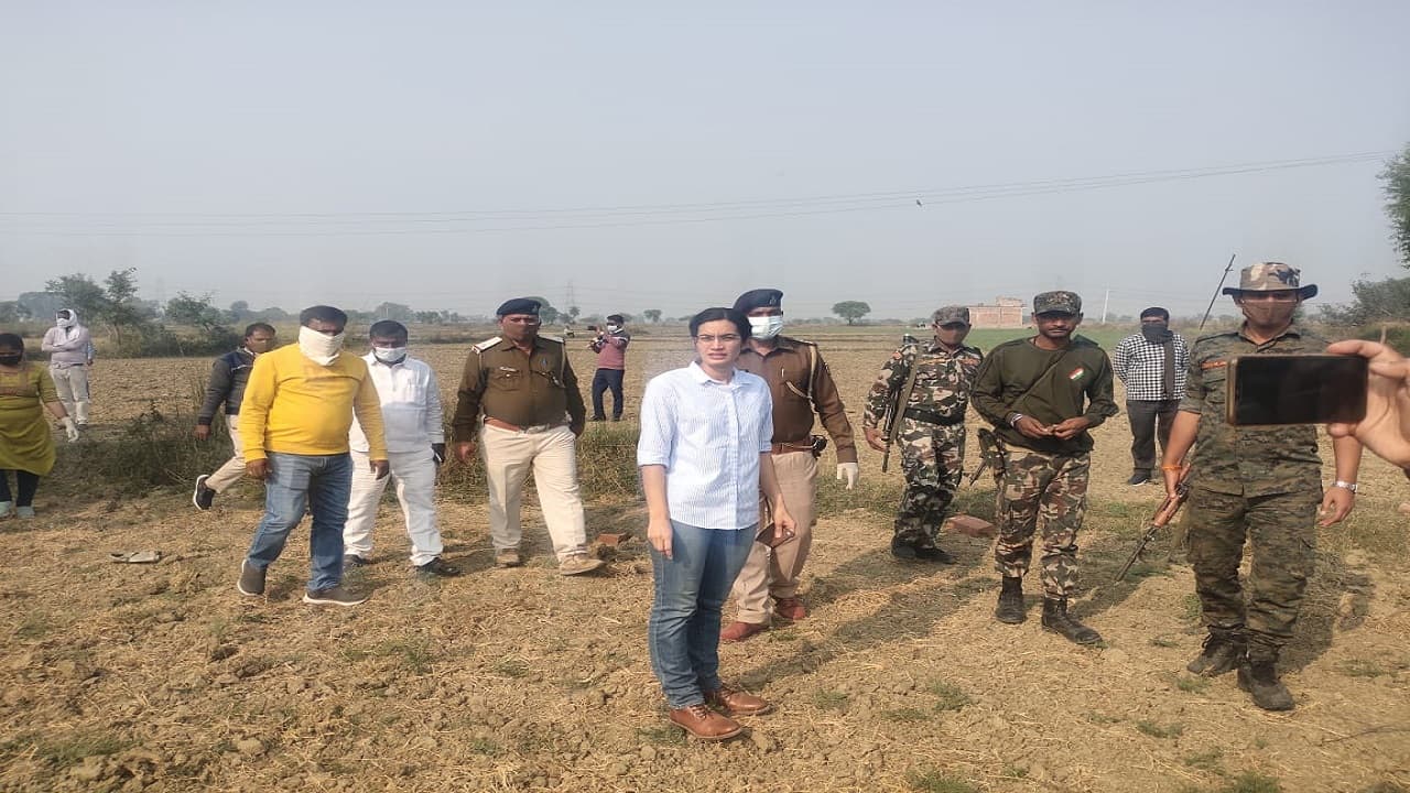 ‍Bihar: कलयुगी मां ने बेटे को उतारा मौत के घाट, फिर घर के आंगन में ही शव को दफनाया, जानें पूरा मामला