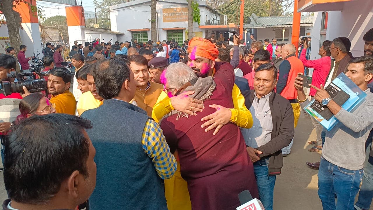 कुढ़नी उपचुनावः हार पर महागठबंधन में बवाल, हम ने कसा तंज, आरजेडी ने कहा- हार के कारणों की समीक्षा होगी