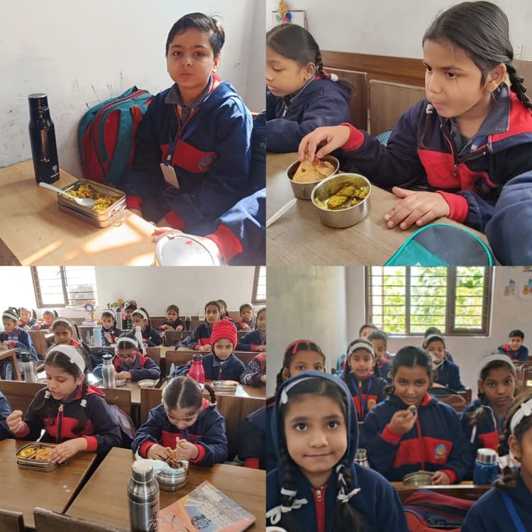 Agra News: इस स्कूल में प्लास्टिक के टिफिन और बोतल पर पाबंदी, बर्थडे पर बच्चे नहीं बांटते चॉकलेट और टॉफी