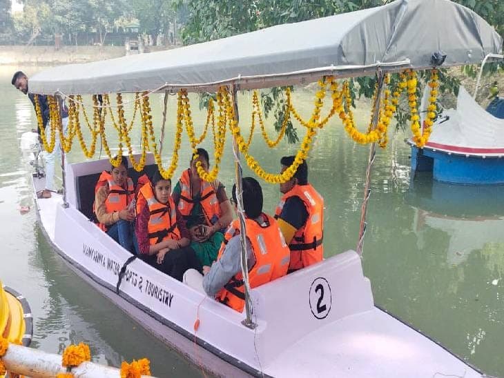 Kanpur News: कानपुर में लीजिए कश्मीर की शिकारा बोट का आनंद, कारगिल पार्क में अब देना होगा शुल्क