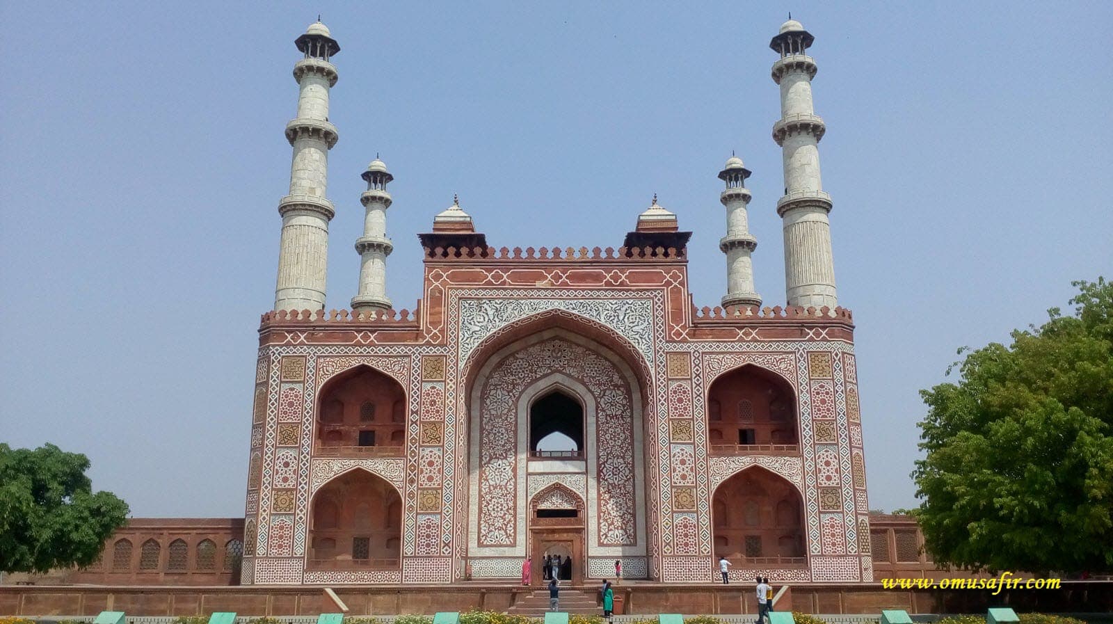 Agra News: अकबर के मकबरे में प्राचीन कुओं को संरक्षित करेगा ASI, इतने एकड़ में हो सकेगी सिंचाई...