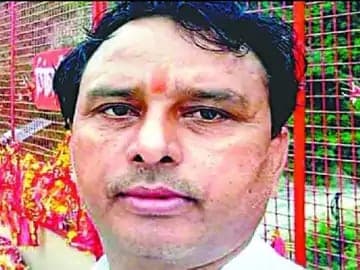 प्राइवेट कंपनी के सुपरवाइजर ने की आत्महत्या, पत्नी ने मैनेजर पर लगाया शोषण का आरोप, जांच में  जुटी पुलिस