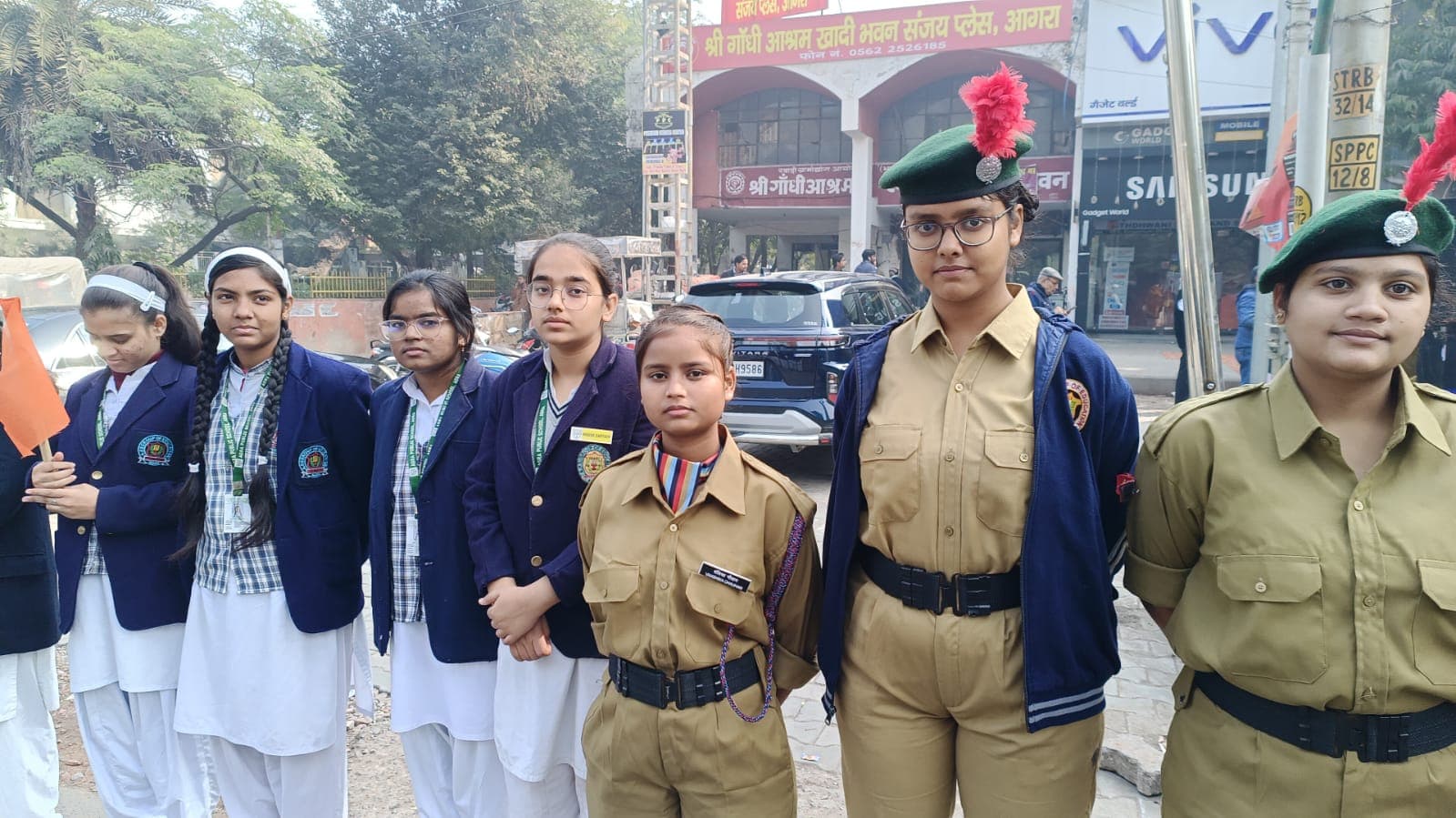 Agra News: चार साहिबजादे बलिदान दिवस, बच्चों ने बनाई मानव-श्रृंखला, शहीदी सप्ताह के दौरान हुए कार्यक्रम