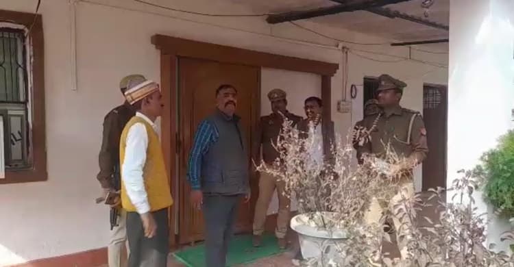 Gorakhpur: गैंगस्टर जवाहिर यादव की 4 अरब की संपत्ति होगी जब्त, प्रॉपर्टी पर पहले भी हो चुकी है कार्रवाई