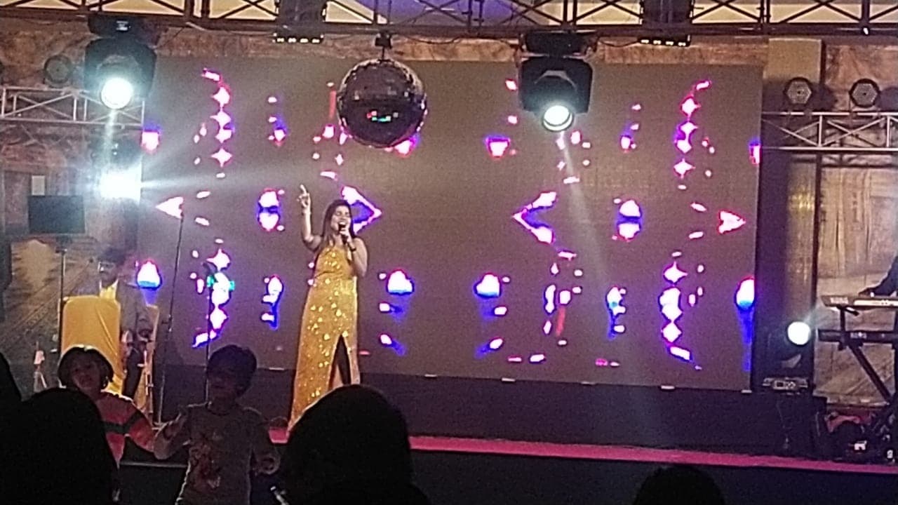 नए साल के जश्न में डूबा पटना, जगह-जगह हो रहे आयोजन, देखें फोटो