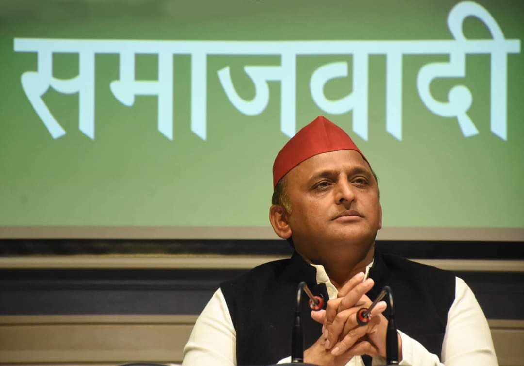 अखिलेश ने दी चेतावनी, कहा- बंद करें कार्यकर्ताओं का उत्पीड़न, सपा सरकार में BJP पर एक्शन लेंगे यही अफसर..