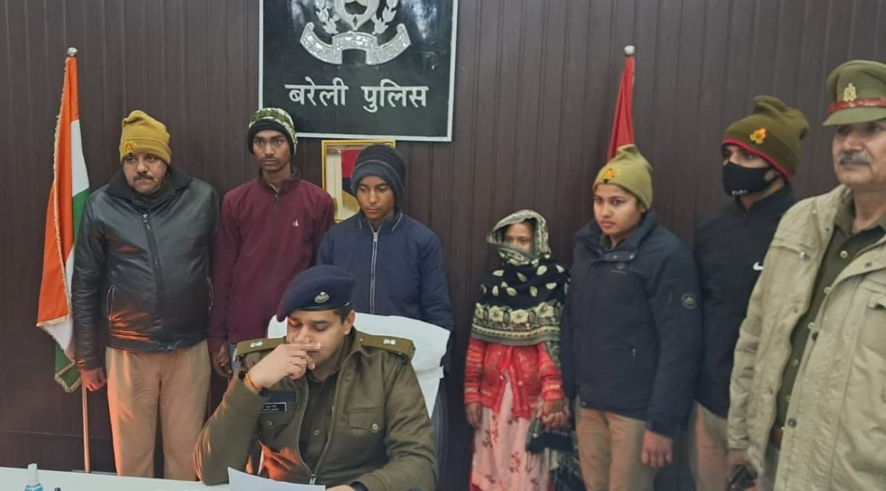 Bareilly Crime: नवविवाहिता का फेसबुक पर अजनबी युवक से प्यार, प्रेमी के साथ मिलकर पति की हत्या, ऐसे हुआ खुलासा