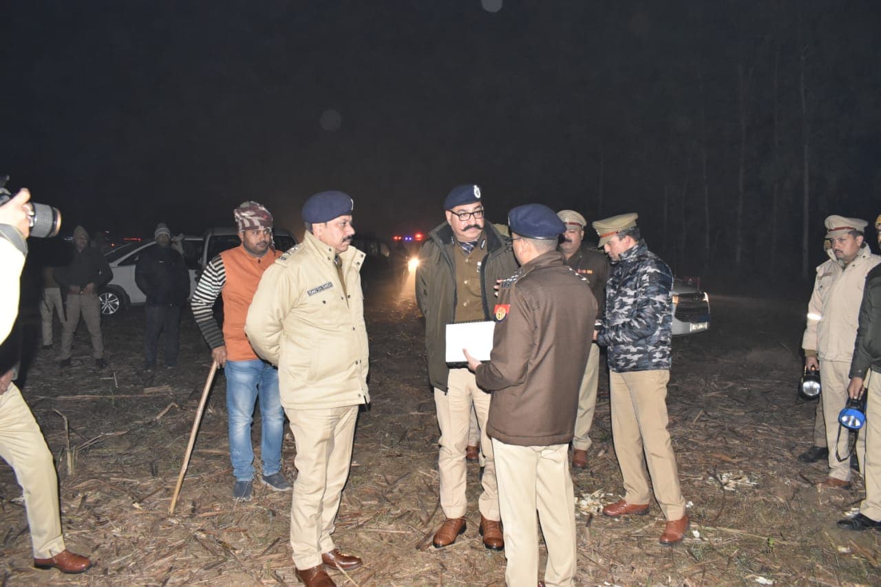 Bareilly Crime: जमीन को लेकर बरेली में खूनी संघर्ष, दो पक्षों में अंधाधुंध फायरिंग, तीन लोगों की मौत, कई घायल