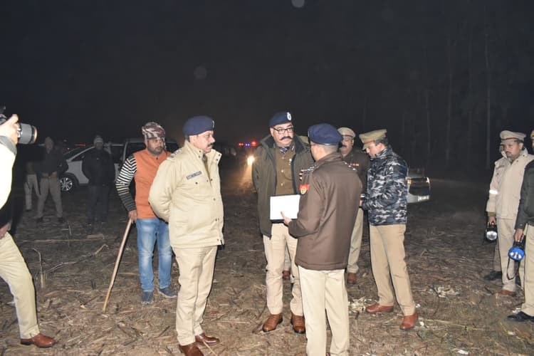 Bareilly Crime: जमीन को लेकर बरेली में खूनी संघर्ष, दो पक्षों में अंधाधुंध फायरिंग, तीन लोगों की मौत, कई घायल