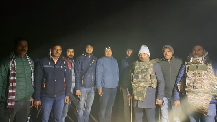 Agra Crime: पुलिस कस्टडी से फरार बदमाश विनय श्रोतिया एनकाउंटर में ढेर, 50 हजार का था इनामी