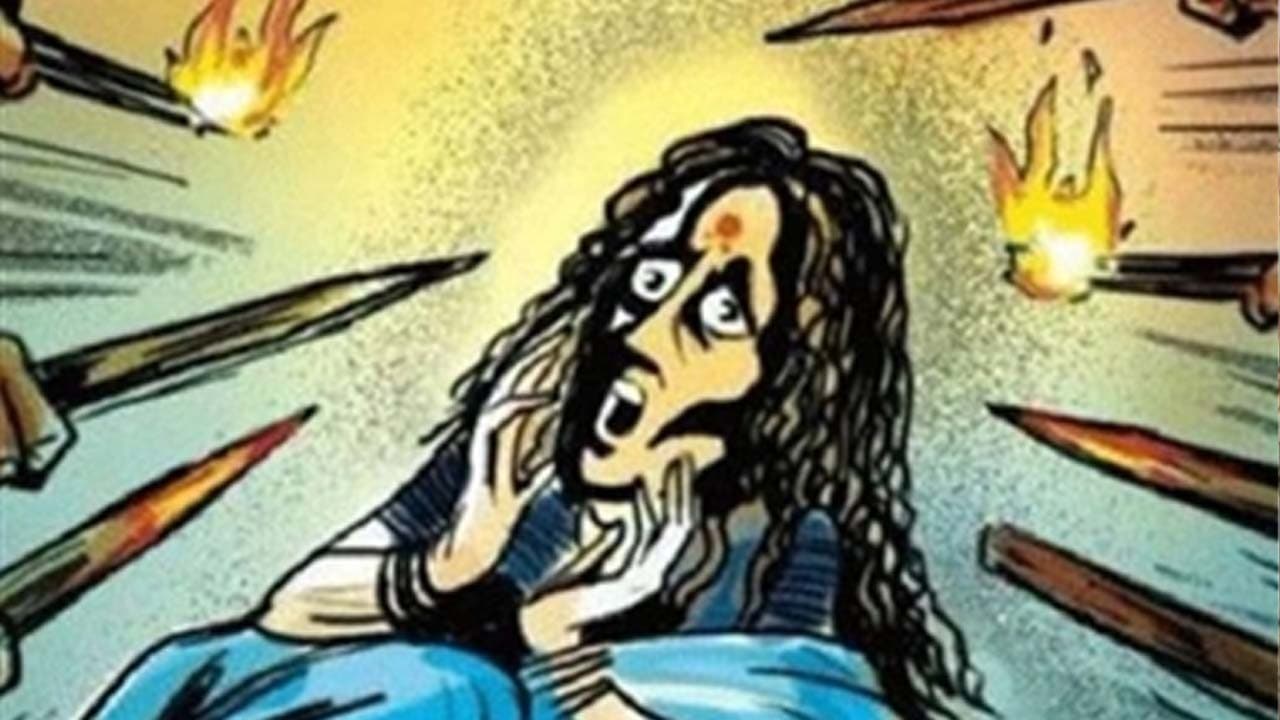Bihar: गया में दबंगों ने महिला पर बरपाया कहर...महिला को डायन बताकर की निर्मम पिटाई