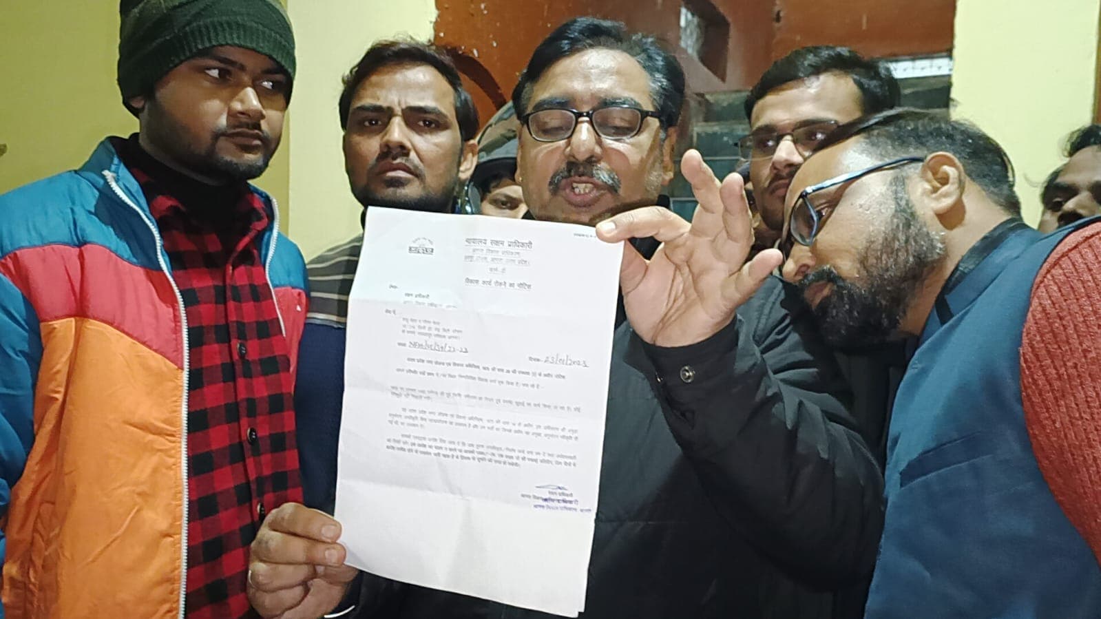 Agra News: बेसमेंट हादसे में ADA की बड़ी लापरवाही, मुख्य आरोपी की जगह दूसरे राजू मेहरा को दिया नोटिस