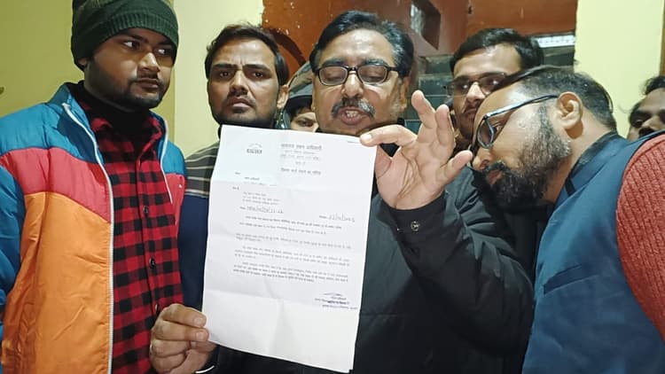 Agra News: बेसमेंट हादसे में ADA की बड़ी लापरवाही, मुख्य आरोपी की जगह दूसरे राजू मेहरा को दिया नोटिस