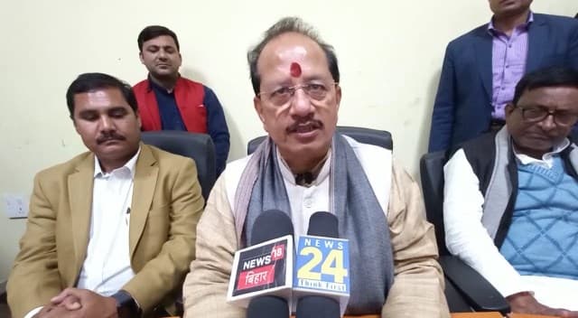 Gopalganj News : अंकित हत्याकांड की हो उच्चस्तरीय जांच, नेता प्रतिपक्ष विजय सिन्हा ने सरकार से की मांग