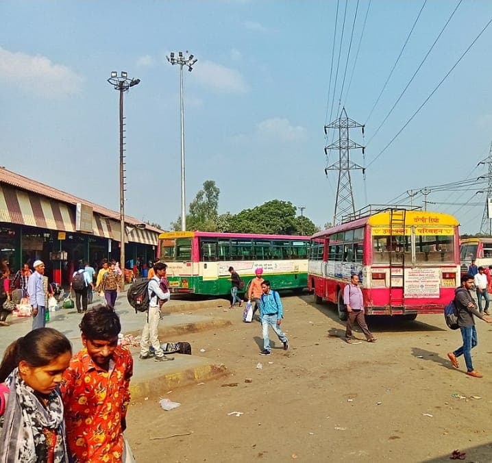 Bareilly News: बरेली से आनंद विहार का किराया जेब पर भारी पड़ेगा, अब इतने में मिलेगी टिकट