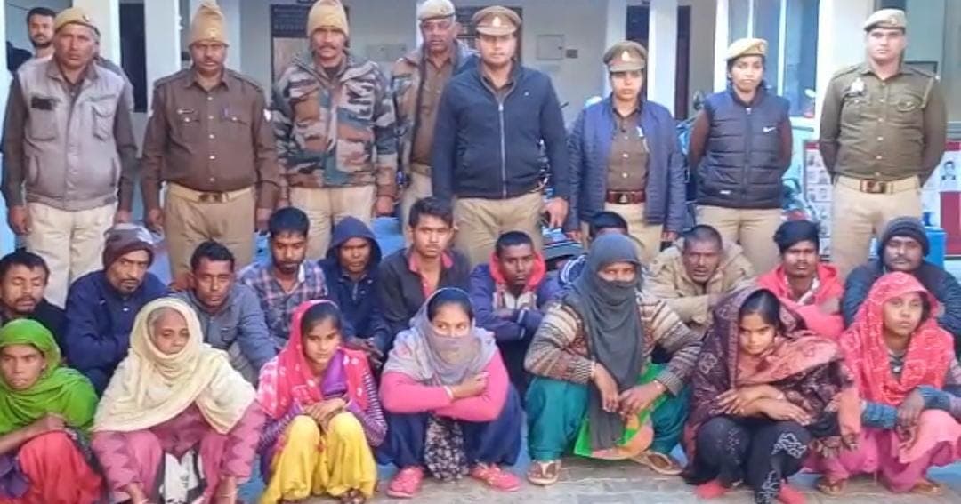 Agra: बांग्लादेशियों को वतन वापस भेजने की तैयारी में जुटी आगरा पुलिस, झुग्गी बस्तियों में की जा रही तलाश