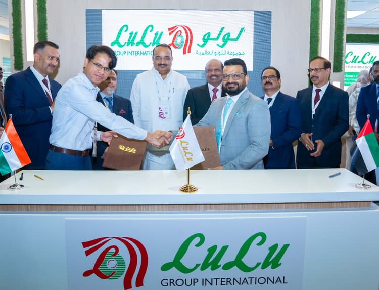 UP News : उत्तर प्रदेश के सब्जी- फल को विदेश भेजेगा लुलु , डाॅलर में होगी किसानों की आमदनी