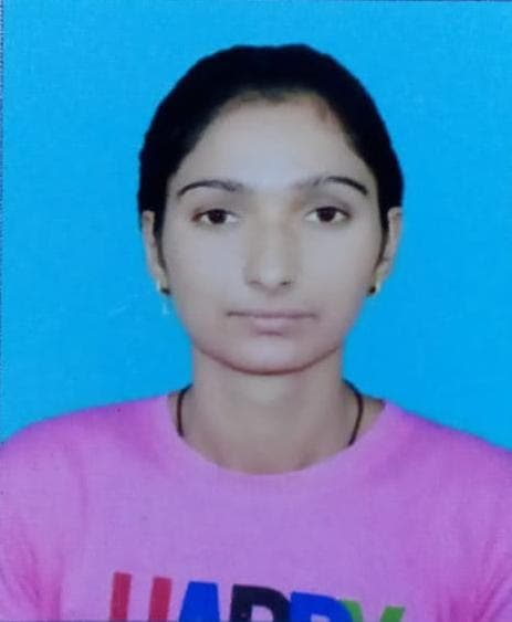 गोरखपुर में अवैध खनन बना काल, कोचिंग से घर लौट रही साइकिल सवार छात्रा को ट्रैक्टर ने रौंदा