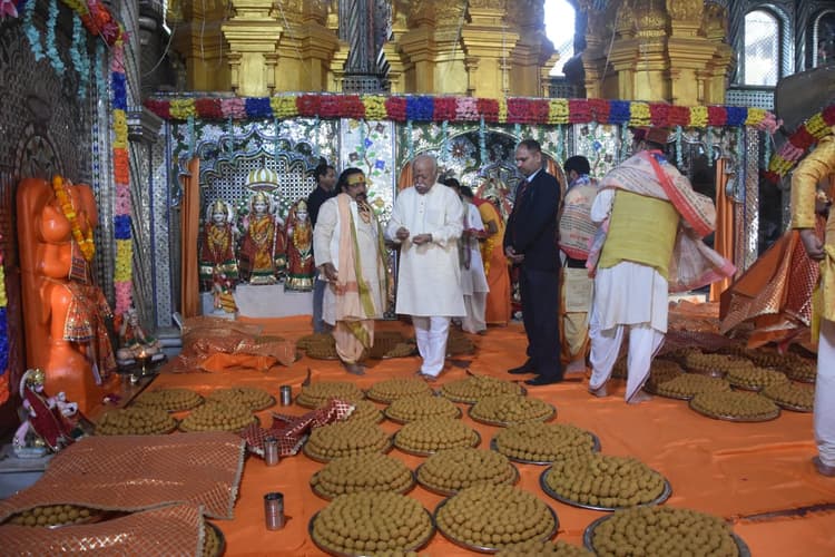 UP News:  देवरहा बाबा की शरण में RSS प्रमुख मोहन भागवत, जानिये क्या है लोकसभा चुनाव से आश्रम का पुराना नाता